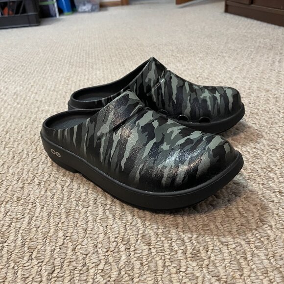 OOFOS OOcloog - Gray Camo Print Recovery Clog -  Womens Size 8 - Picture 5 of 8